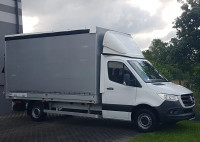 Mercedes-Benz Sprinter s utovarnom rampom, ceradna nadogradnja 4,24 ×