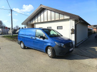 Mercedes Vito 110 cdi produženi nove gume tempomat  kuka uredan