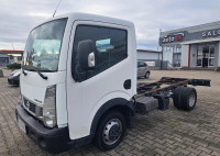 Nissan NT400
