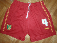 Norwich City Mackay 4