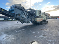 Metso Lokotrack LT 1213 S
sa sitom i povratnom trakom