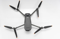 DJI Mavic 3 Pro Fly More Combo