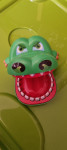 Krokodil zubar-društvena igra