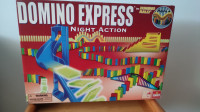 Set za slaganje domina Domino Express by Domino Rally: Night Action