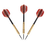 Tri čelične pikado strelice