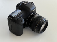 Canon 5D mark III sa dva objektiva 85mm i 20mm