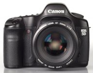 Canon EOS 5 D Full-frame, 12,8 mpx, moguća zamjena uz doplatu