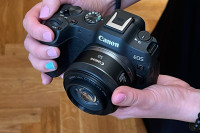 Canon EOS R8 + Canon 50mm 1.8 RF (kupljeni 01.2024) - MINT