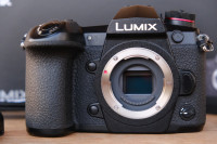 Lumix G9 - komplet, sva oprema, sa kutijom (ili sa objektivima)