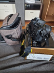 Nikon D3500 18-55mm VR kit i stalak