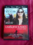 UMIŠLJENI JUNACI (Sigourney Weaver, Jeff Daniels, Emile Hirsch, Michel