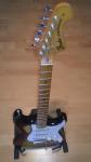 Fender stratocaster 75’