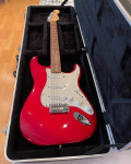Fender Stratocaster + kofer