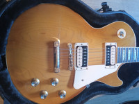 Gibson Les Paul Classic Honeyburst 2022.god.