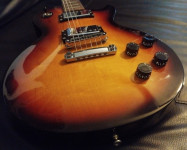 Sniženo! Gibson Les Paul Studio Fireburst USA