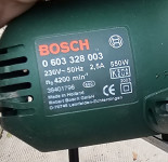 Ručni električni cirkular BOSCH 550 W