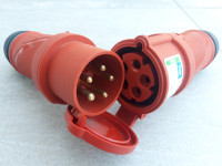 Utikac i uticnica trofazni Njemački