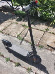 elektricni romobil segway ninebot