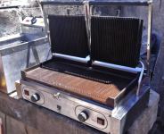 Profesionalni elektricni roštilj/ grill toster za ugostiteljstvo