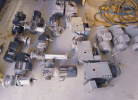 Elektromotor (razni, sa reduktorima, getribama...)