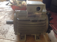Elektromotor Siemens 0,55 kW, 900 /min, trofazni, garancija