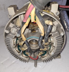 Agregat za struju sa integriranim elektro aparatom za varenje