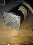 Koračni (Stepper) motor 5-fazni