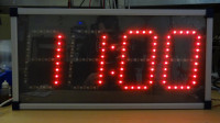 Digitalni LED sat,sirena,svira početak,pauza,kraj radnog vremena itd.