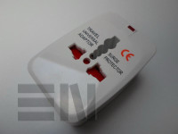 MULTI TRAVEL ADAPTER Univerzalni putni adapter