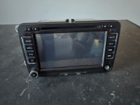 Prodajem 2DIN auto multimediju (univerzalni model).