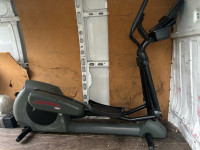 Orbitrek LifeFitness 9100