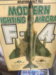 moderni F-4 LOVCI englesko izdanje