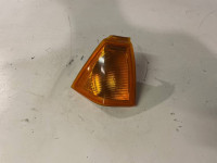 10570 - PREDNJI DESNI ŽMIGAVAC RENAULT FUEGO SEIMA