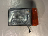 12618 - PREDNJE LIJEVO FARNO SVJETLO LIJEVO PREDNJE FIAT PANDA 141