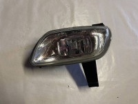 19-5232B - SVJETLO ZA MAGLENKU LIJEVO PEUGEOT 106 TYC KAO NOVO