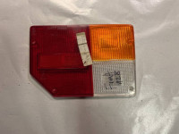 30.008.999 - DESNI POKLOPAC STRAŽNJEG SVJETLA FIAT 128 LEART