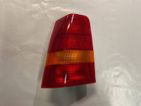 4633.653.1 - ZADNJA LUČ LEVA ZADAJ LEVO OPEL KADETT 3-5 VRATNI