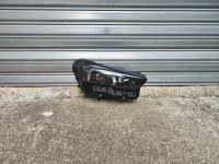 BMW serija 5 G60 desni LED far