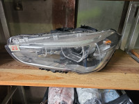BMW X1 F48 Lijevi far