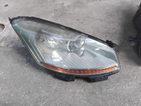 Citroen c4 picasso far desni