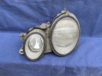 CLK W208 facelift lijevi far ispravan