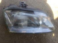 DESNI FAR DESNA LAMPA RENAULT MEGANE COACH