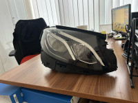 DESNI FAR MERCEDES W213!!! NOVO!!!