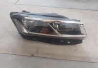 Desni far vw Touareg