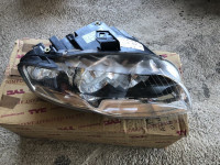 Desno svjetlo za AUDI A4 B7 prednje desno svjetlo 13285072 20-0529-15-