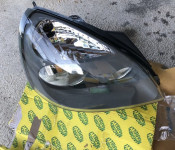 Desno svjetlo CLIO 2 II RENAULT desno prednje svjetlo 8200509821