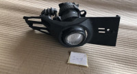 Desno svjetlo za maglu serije 7 e65 BMW desna maska ​​8379684
