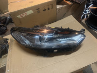 Far desni Ford mondeo