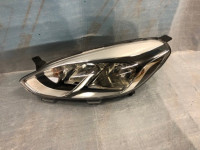 FAR LIJEVA STRANA LAMPA FORD FIESTA MK8 NR.00