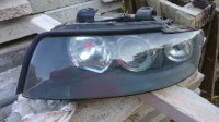 Farovi Audi A6 a 2004.g P.L.F